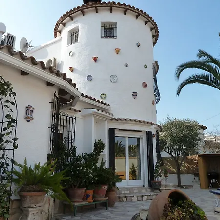 Fab Villa